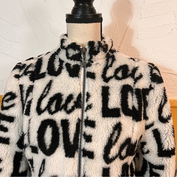 NWT Chaser LOVE Faux Fur Teddy Jacket Sz-S - Picture 2 of 9